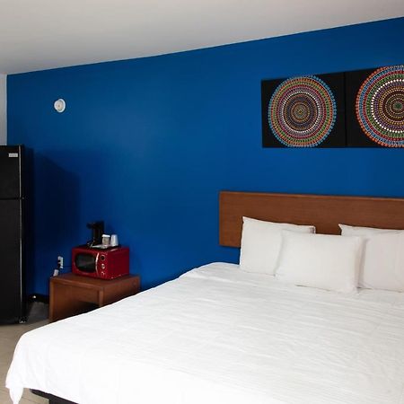 American Inn Baton Rouge Bagian luar foto