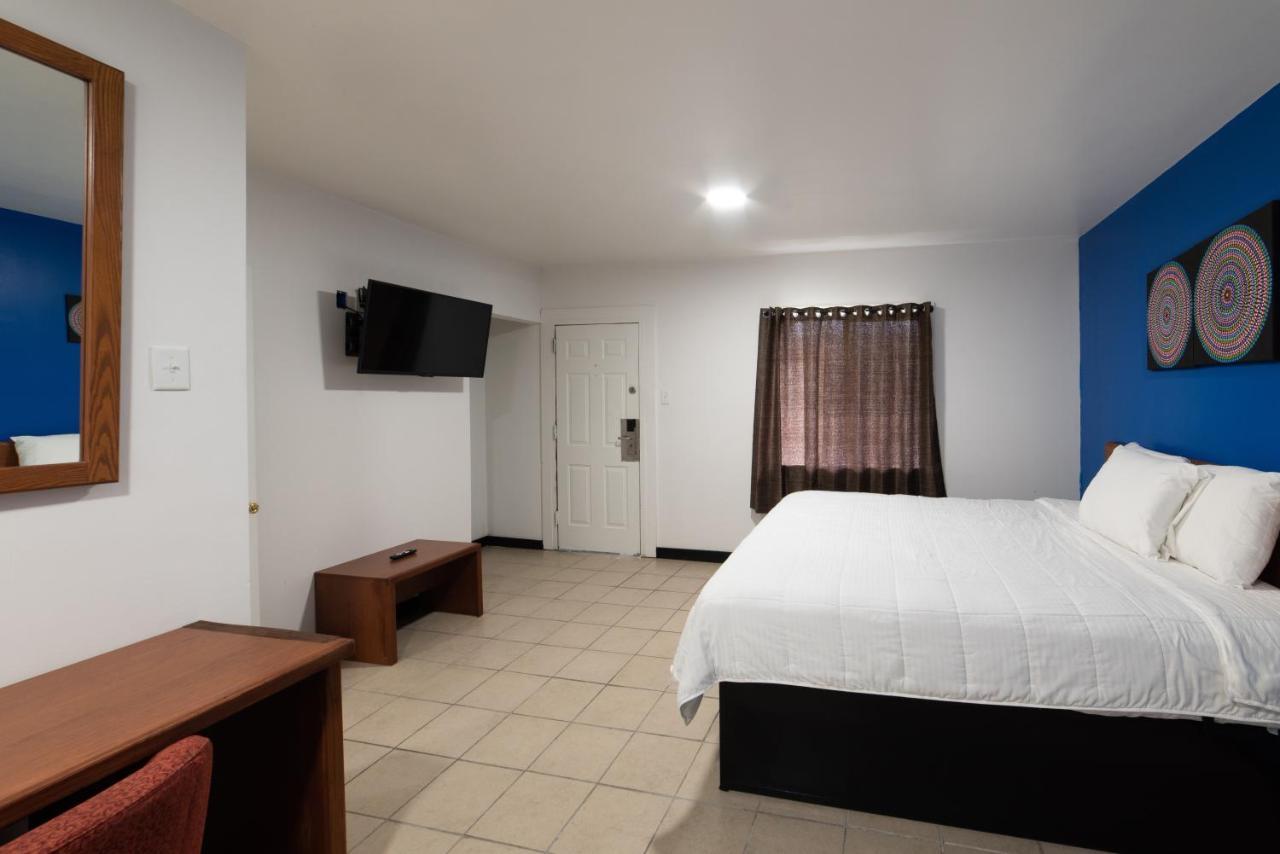 American Inn Baton Rouge Bagian luar foto
